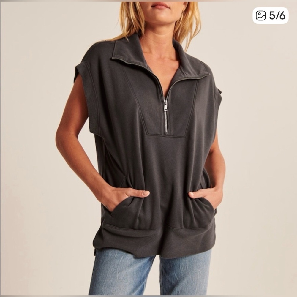 Abercrombie & Fitch oversized tunic half zip vest size S